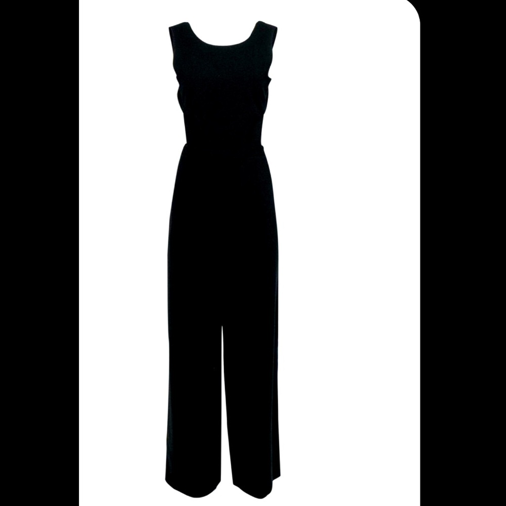 BCBG Black cut out jumper
